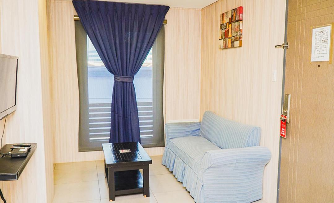 Jade Hotel And Suites Makati City Eksteriør bilde