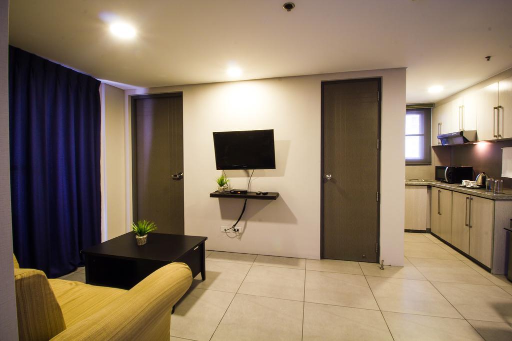 Jade Hotel And Suites Makati City Eksteriør bilde