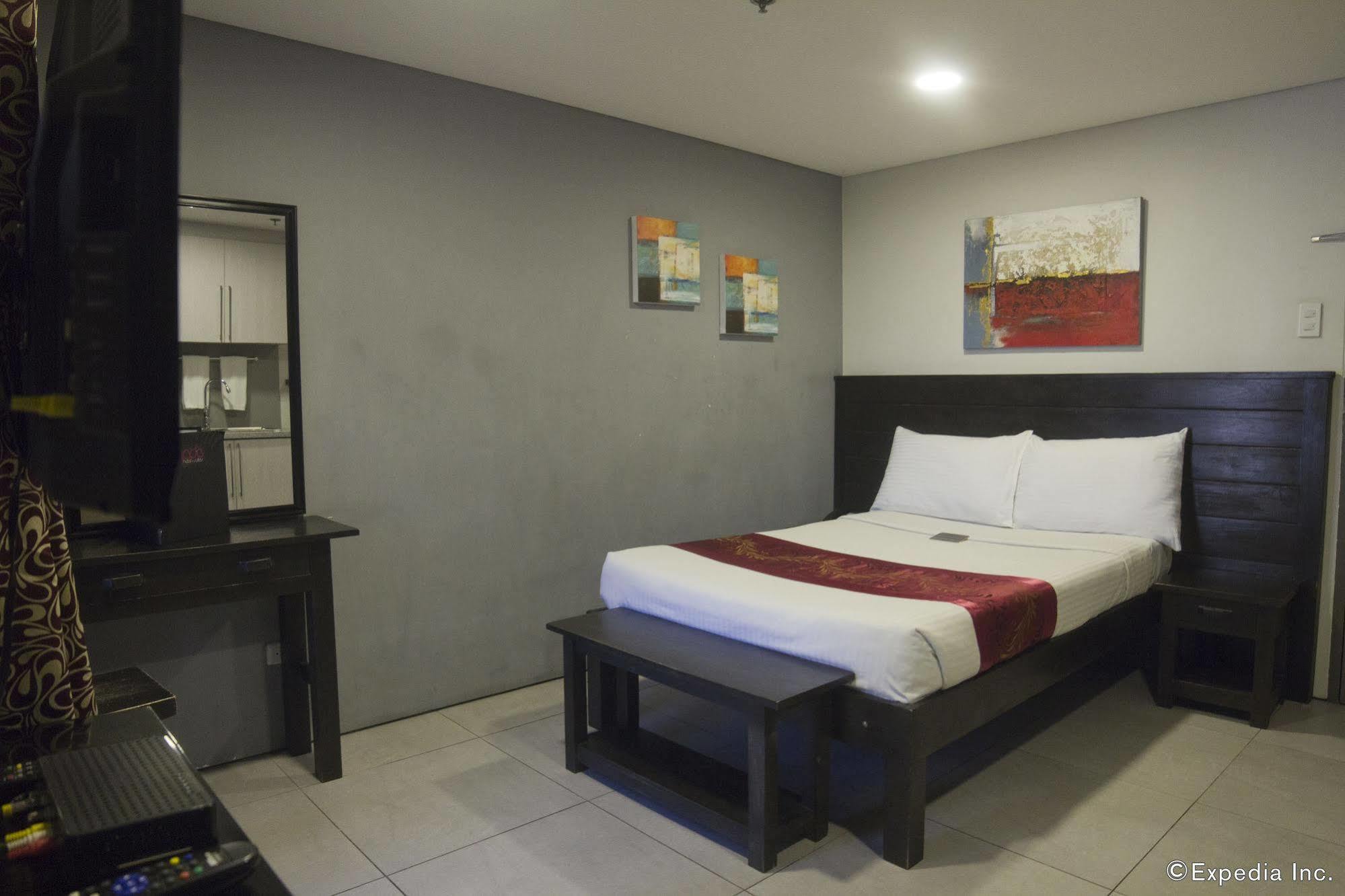 Jade Hotel And Suites Makati City Eksteriør bilde