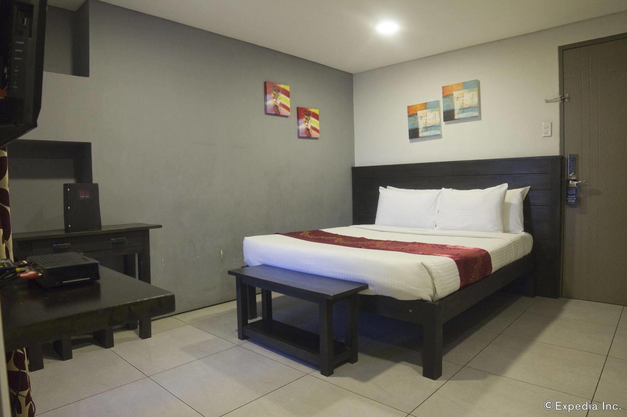 Jade Hotel And Suites Makati City Eksteriør bilde