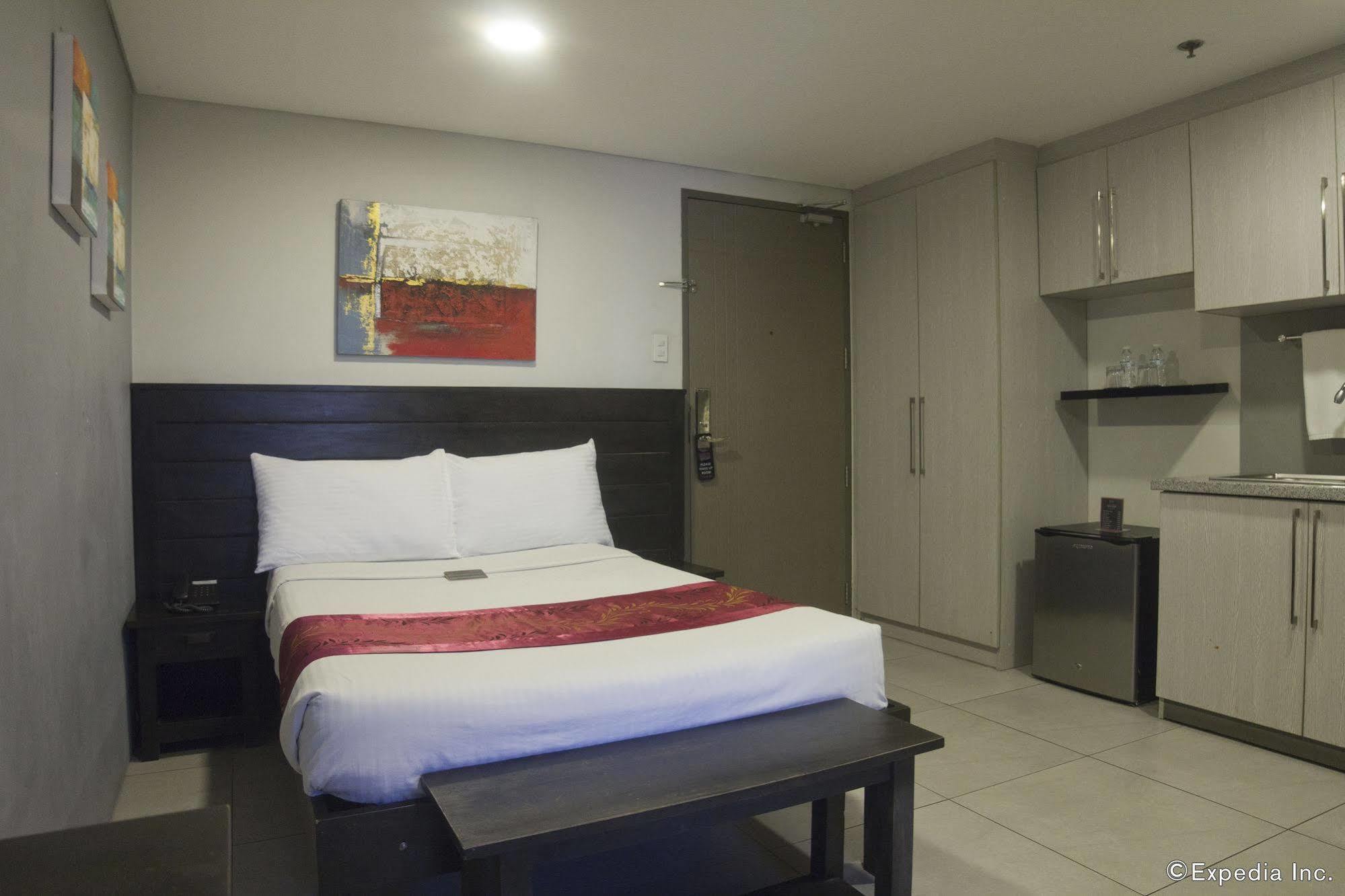 Jade Hotel And Suites Makati City Eksteriør bilde